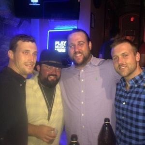 Meet your Posher, Clarke